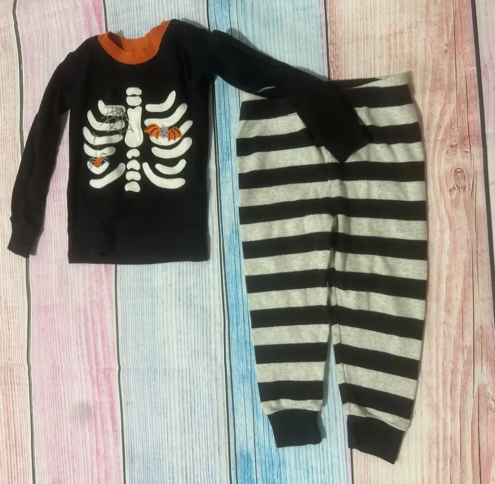 Gymboree Halloween 18-24 Month Pajamas Black Gray and Orange Skeleton Cotton